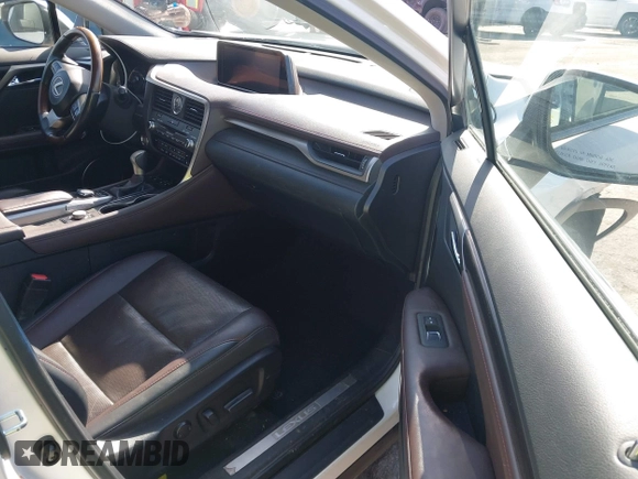 2017 Lexus RX 350 z VIN 2T2ZZMCA8HC054636, wystawiony jako IAAI lot #41570830 z przebiegiem 61 794 mil mil oraz . Historia ofert i sprzedaży dostępna na DreamBid. Obrazek 5.