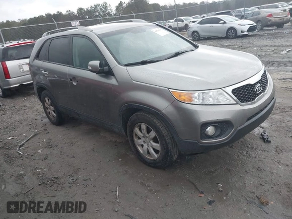 2011 Kia Sorento LX with VIN 5XYKT3A14BG119384, listed as a IAAI auction lot 41716001 with 152,061 mi miles. Bid and sale history available at carsss.com. Image 1.