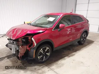2024 Mitsubishi Eclipse Cross SE z VIN JA4ATWAAXRZ037663, wystawiony jako IAAI lot #41315137 z przebiegiem 23 678 mil mil oraz . Historia ofert i sprzedaży dostępna na DreamBid. Obrazek 20.