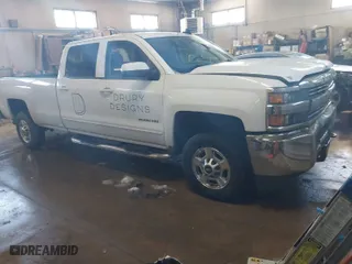 2015 Chevrolet Silverado 2500HD LT with VIN 1GC1KVEG7FF539867, listed as a IAAI auction lot 41481837 with 270,521 mi miles. Bid and sale history available at carsss.com. Image 1.