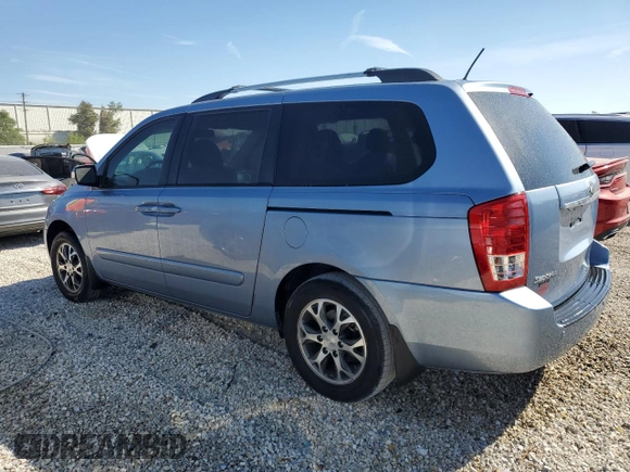 2014 Kia Sedona LX with VIN KNDMG4C77E6568411, listed as a Copart auction lot 77210434 with 36,145 mi miles and Salvage Title. Bid and sale history available at carsss.com. Image 2.