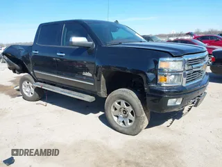 2014 Chevrolet Silverado 1500 High Country with VIN 3GCUKTEC9EG502573, listed as a IAAI auction lot 41639992 with 210,674 mi miles. Bid and sale history available at carsss.com. Image 1.