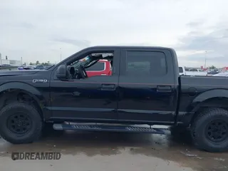 2018 Ford F-150 XL with VIN 1FTEW1CB8JFC47496, listed as a IAAI auction lot 41330632 with 82,308 mi miles. Bid and sale history available at carsss.com. Image 15.