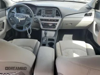2016 Hyundai Sonata Hybrid SE with VIN KMHE24L1XGA016041, listed as a Copart auction lot 48023103 with 72,307 mi miles. Bid and sale history available at carsss.com. Image 8.