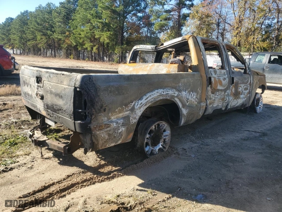 2015 Ford Super Duty F-250 SRW Lariat with VIN 1FT7W2BTXFEB68773, listed as a Copart auction lot 83899584 with 0 mi miles and Non Repairable. Bid and sale history available at carsss.com. Image 3.