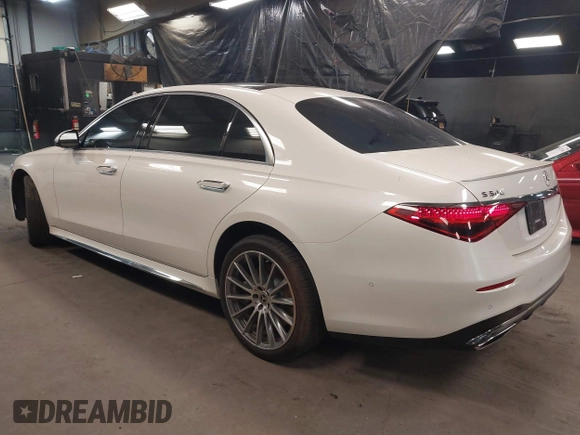 2023 Mercedes-Benz S-Class S 580 with VIN W1K6G7GB5PA218791, listed as a IAAI auction lot 41207504 with 31,107 mi miles. Bid and sale history available at carsss.com. Image 3.