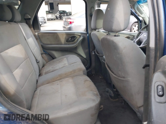 2007 Ford Escape Hybrid with VIN 1FMYU59H97KB98973, listed as a IAAI auction lot 41424165 with 1 mi miles. Bid and sale history available at carsss.com. Image 8.