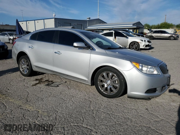 2013 Buick LaCrosse z VIN 1G4GA5E3XDF203438, wystawiony jako Copart lot #54271625 z przebiegiem 63 116 mil mil oraz Szkoda całkowita • Salvage title. Historia ofert i sprzedaży dostępna na DreamBid. Obrazek 4.