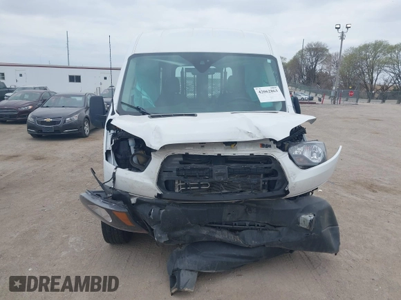 2019 Ford Transit with VIN 1FTYR2CM3KKA06742, listed as a IAAI auction lot 42062863 with 96,461 mi miles. Bid and sale history available at carsss.com. Image 13.