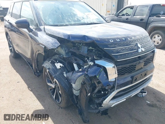 2024 Mitsubishi Outlander SEL z VIN JA4J4WA88RZ018247, wystawiony jako IAAI lot #40377423 z przebiegiem 9 558 mil mil oraz . Historia ofert i sprzedaży dostępna na DreamBid. Obrazek 6.