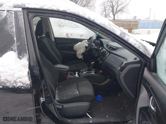 2018 Nissan Rogue S with VIN KNMAT2MV0JP576886, listed as a IAAI auction lot 41278473 with 58,570 mi miles. Bid and sale history available at carsss.com. Image 5.