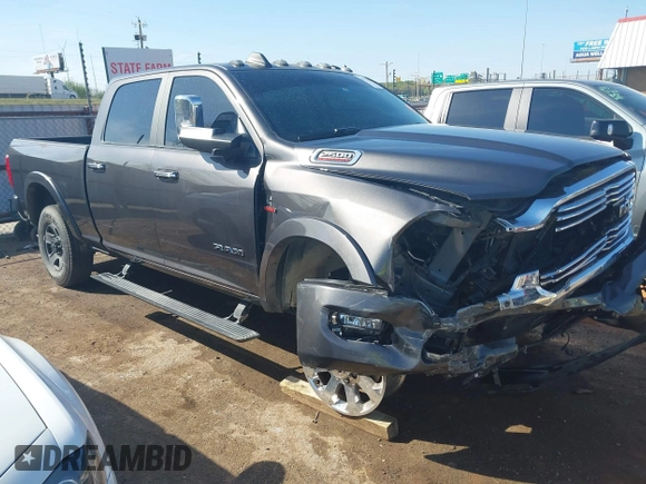 2020 Ram 2500 Laramie z VIN 3C6UR5FL0LG230960, wystawiony jako IAAI lot #42029886 z przebiegiem 61 544 mil mil oraz . Historia ofert i sprzedaży dostępna na DreamBid. Obrazek 12.