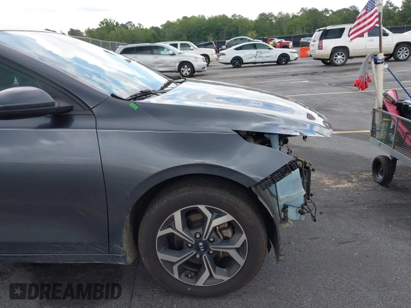 2019 Kia Forte LXS with VIN 3KPF24AD7KE110759, listed as a IAAI auction lot 42264009 with 149,031 mi miles and . Bid and sale history available at DreamBid. Image 18.
