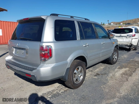 2006 Honda Pilot EX-L with VIN 5FNYF28576B044908, listed as a IAAI auction lot 41396638 with 150,540 mi miles. Bid and sale history available at carsss.com. Image 4.