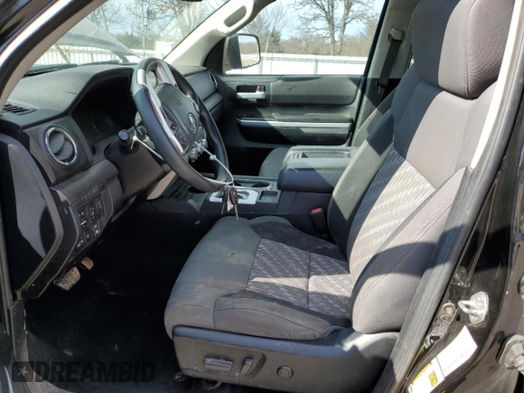 2018 Toyota Tundra 2WD SR5 with VIN 5TFEM5F18JX124954, listed as a Copart auction lot 46666015 with 101,300 mi miles and Salvage Title. Bid and sale history available at carsss.com. Image 7.