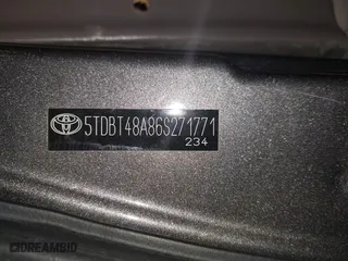2006 Toyota Sequoia Limited with VIN 5TDBT48A86S271771, listed as a IAAI auction lot 41940143 with 263,155 mi miles. Bid and sale history available at carsss.com. Image 9.