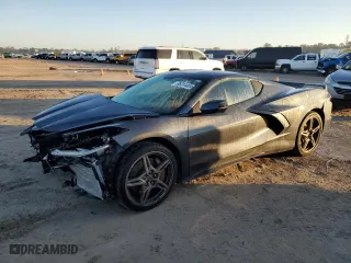 2021 Chevrolet Corvette 3LT with VIN 1G1YC2D47M5102075, listed as a Copart auction lot 85314404 with 3,650 mi miles and Salvage Title. Bid and sale history available at carsss.com. Image 1.
