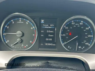 2016 Toyota RAV4 Limited z VIN JTMDFREV5GD182662, wystawiony jako Copart lot #61481295 z przebiegiem 183 840 mil mil oraz Czysty tytuł • Clean title. Historia ofert i sprzedaży dostępna na DreamBid. Obrazek 8.