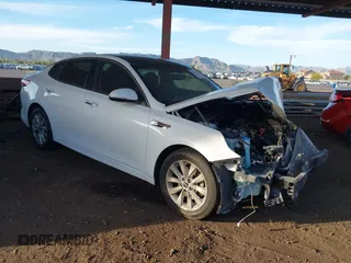 2018 Kia Optima LX with VIN 5XXGT4L30JG236781, listed as a IAAI auction lot 42074861 with 1 mi miles. Bid and sale history available at carsss.com. Image 1.