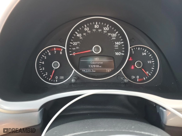 2012 Volkswagen Beetle 2.5L w/Sun PZEV with VIN 3VWJP7ATXCM636831, listed as a Copart auction lot 73838054 with 132,910 mi miles and Salvage Title. Bid and sale history available at carsss.com. Image 9.