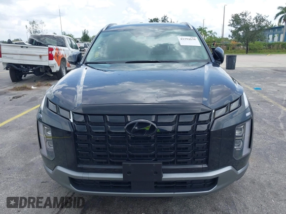 2025 Hyundai Palisade SEL z VIN KM8R2DGEXSU835072, wystawiony jako IAAI lot #42394638 z przebiegiem 14 919 mil mil oraz . Historia ofert i sprzedaży dostępna na DreamBid. Obrazek 12.