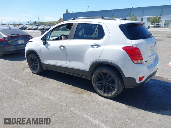 2019 Chevrolet Trax LT z VIN 3GNCJLSB6KL149942, wystawiony jako IAAI lot #42013676 z przebiegiem 116 452 mil mil oraz . Historia ofert i sprzedaży dostępna na DreamBid. Obrazek 3.