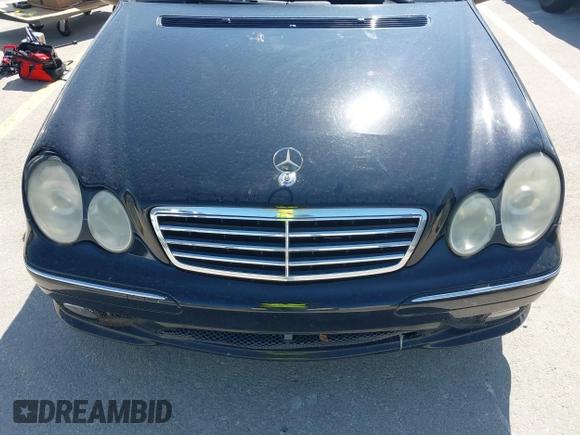 2007 Mercedes-Benz C 230 Sport с VIN WDBRF52H17F929030, выставлен на аукционе IAAI как лот 42445223 с пробегом Не указан миль и . История ставок и продаж доступна на DreamBid. Изображение 6.