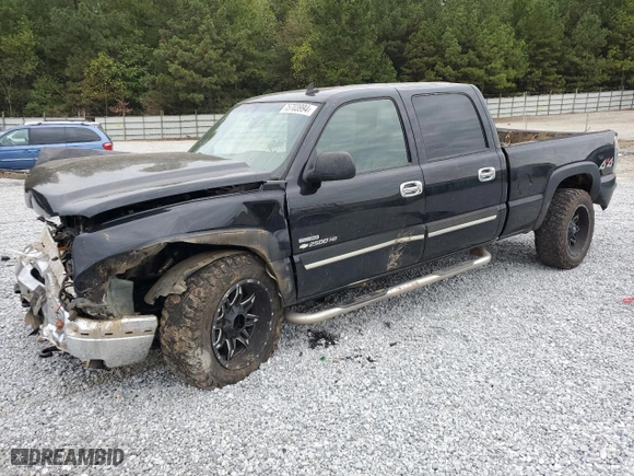 2006 Chevrolet Silverado 2500HD LT3 with VIN 1GCHK23D86F156087, listed as a Copart auction lot 75703994 with 0 mi miles and Salvage Title. Bid and sale history available at carsss.com. Image 1.