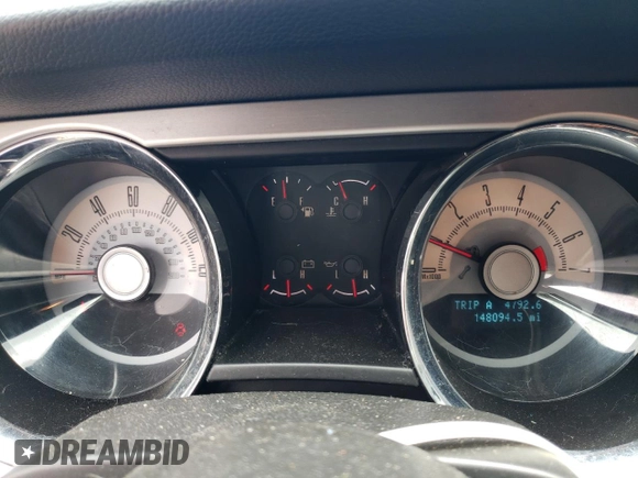 2010 Ford Mustang V6 with VIN 1ZVBP8AN6A5124529, listed as a Copart auction lot 61351535 with 148,094 mi miles and Clean title. Bid and sale history available at DreamBid. Image 9.