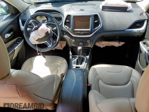 2018 Jeep Cherokee Limited z VIN 1C4PJLDX4JD556701, wystawiony jako Copart lot #58723505 z przebiegiem Nie podano mil oraz Szkoda całkowita • Salvage title. Historia ofert i sprzedaży dostępna na DreamBid. Obrazek 8.