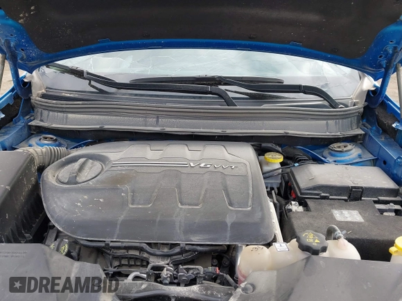 2022 Jeep Cherokee Trailhawk z VIN 1C4PJMBX1ND539319, wystawiony jako IAAI lot #41811178 z przebiegiem 49 922 mil mil oraz . Historia ofert i sprzedaży dostępna na DreamBid. Obrazek 10.