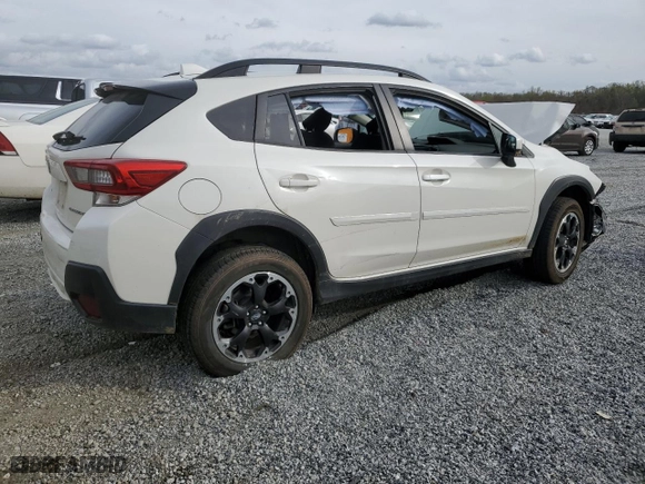 2022 Subaru Crosstrek Premium with VIN JF2GTACCXN9210563, listed as a Copart auction lot 50340635 with 31,200 mi miles and Salvage Title. Bid and sale history available at carsss.com. Image 3.