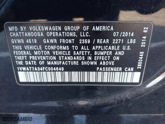 2015 Volkswagen Passat 1.8T Wolfsburg Ed with VIN 1VWAT7A34FC004649, listed as a IAAI auction lot 41728398 with 91,651 mi miles. Bid and sale history available at carsss.com. Image 9.