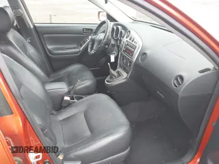 2005 Pontiac Vibe z VIN 5Y2SL66865Z436726, wystawiony jako IAAI lot #42227219 z przebiegiem 266 939 mil mil oraz . Historia ofert i sprzedaży dostępna na DreamBid. Obrazek 5.
