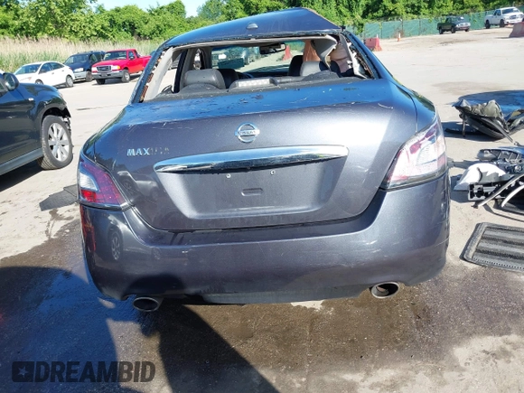 2012 Nissan Maxima S z VIN 1N4AA5AP2CC868911, wystawiony jako IAAI lot #42307061 z przebiegiem 163 159 mil mil oraz . Historia ofert i sprzedaży dostępna na DreamBid. Obrazek 16.