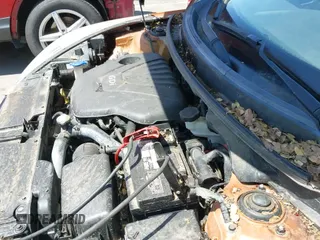 2012 Hyundai Veloster w/Black Int z VIN KMHTC6AD4CU049722, wystawiony jako IAAI lot #42594609 z przebiegiem 72 324 mil mil oraz . Historia ofert i sprzedaży dostępna na DreamBid. Obrazek 12.