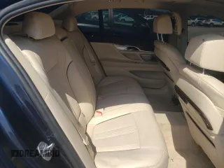 2020 BMW 7 Series 750i xDrive with VIN WBA7U2C04LCD70929, listed as a Copart auction lot 69319703 with 21,729 mi miles. Bid and sale history available at carsss.com. Image 10.