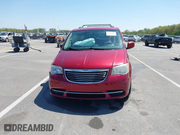 2014 Chrysler Town & Country Touring z VIN 2C4RC1BG7ER433956, wystawiony jako IAAI lot #42230097 z przebiegiem 107 737 mil mil oraz . Historia ofert i sprzedaży dostępna na DreamBid. Obrazek 12.