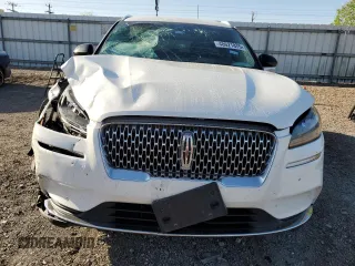 2022 Lincoln Corsair Standard with VIN 5LMCJ1C93NUL04670, listed as a Copart auction lot 48621875 with 58,299 mi miles and Salvage title. Bid and sale history available at DreamBid. Image 5.