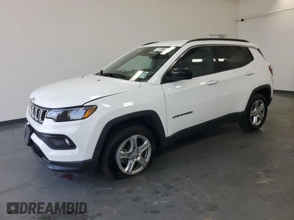 2024 Jeep Compass Latitude with VIN 3C4NJDBN0RT111456, listed as a Copart auction lot 60617745 with 26,593 mi miles and Clean title. Bid and sale history available at DreamBid. Image 1.