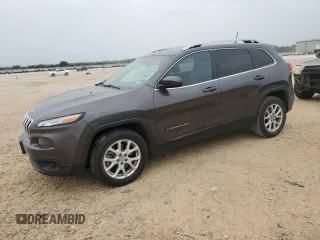 2018 Jeep Cherokee Latitude Plus with VIN 1C4PJLLB6JD537900, listed as a Copart auction lot 54627545 with 162,758 mi miles and Clean title. Bid and sale history available at DreamBid. Image 1.