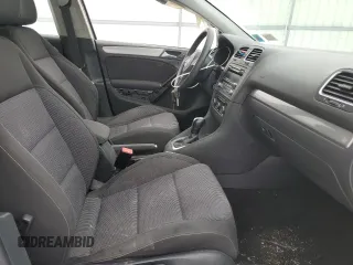 2014 Volkswagen Golf с VIN WVWDB7AJXEW010907, выставлен на аукционе Copart как лот 87771225 с пробегом 109 470 миль миль и Списание • Salvage title. История ставок и продаж доступна на DreamBid. Изображение 7.