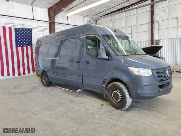 2021 Mercedes-Benz Sprinter Cargo Van with VIN W1Y40CHY0MT071017, listed as a Copart auction lot 39028293 with 0 mi miles. Bid and sale history available at carsss.com. Image 4.