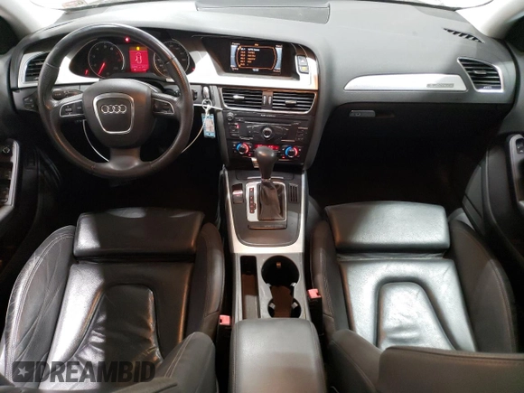 2009 Audi A4 z VIN WAUGF98K49A167487, wystawiony jako Copart lot #70488014 z przebiegiem 68 446 mil mil oraz Szkoda całkowita • Salvage title. Historia ofert i sprzedaży dostępna na DreamBid. Obrazek 8.