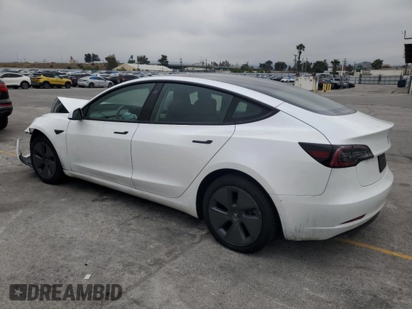 2023 Tesla Model 3 z VIN 5YJ3E1EA1PF561521, wystawiony jako Copart lot #55637855 z przebiegiem 83 008 mil mil oraz Szkoda całkowita • Salvage title. Historia ofert i sprzedaży dostępna na DreamBid. Obrazek 2.