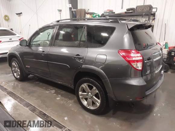 2010 Toyota RAV4 Sport с VIN JTMRK4DV3A5088710, выставлен на аукционе IAAI как лот 42070089 с пробегом 279 767 миль миль и . История ставок и продаж доступна на DreamBid. Изображение 3.