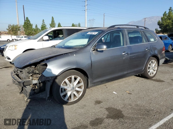 2014 Volkswagen Jetta SportWagen TDI w/Sunroof & Nav with VIN 3VWPL7AJ0EM606308, listed as a Copart auction lot 72995214 with 105,717 mi miles and Salvage Title. Bid and sale history available at carsss.com. Image 1.