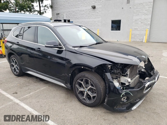 2018 BMW X1 sDrive28i with VIN WBXHU7C32J5L06825, listed as a Copart auction lot 49403143 with 93,723 mi miles. Bid and sale history available at carsss.com. Image 4.