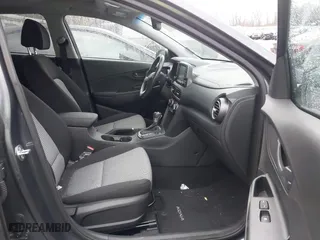 2021 Hyundai Kona SEL Plus with VIN KM8K6CAAXMU686185, listed as a IAAI auction lot 40894040 with 14,071 mi miles. Bid and sale history available at carsss.com. Image 5.