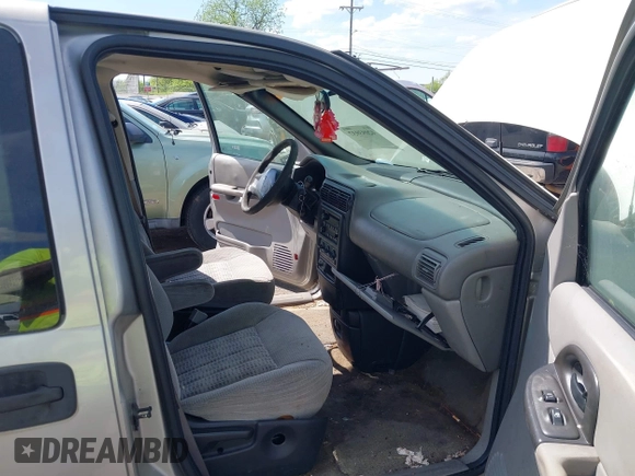 2004 Chevrolet Venture LS with VIN 1GNDX03E04D224881, listed as a IAAI auction lot 42093937 with 121,079 mi miles. Bid and sale history available at carsss.com. Image 5.